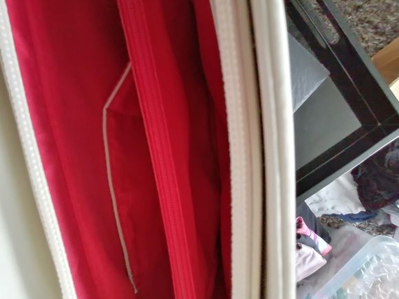 Beverly Hills Handbag New handles strap pockets lightweight tactile very pretty - Picture 12 of 15